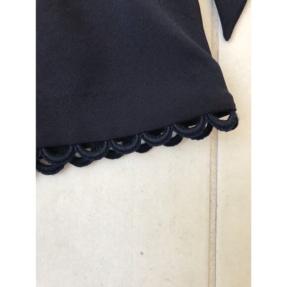 Banana Republic Pleated Shorts Belted Crochet Hem - Picture 4 of 8